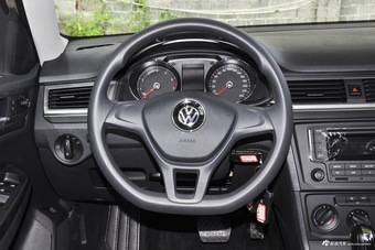 2016款宝来1.6L自动时尚型