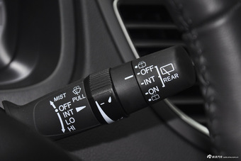 2015款CR-V 2.4L自动四驱豪华版