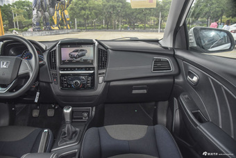 2016款锐3 1.6L手动智享型