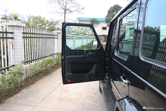 2018年北京BJ80 2.3T自动尊贵版