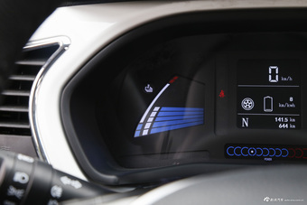 2016款江淮iEV6S智享版