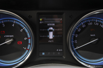 2018款开瑞K60 1.5L手动天窗型