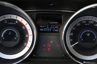 2015款雄师F22 1.9T手动两驱柴油标准型