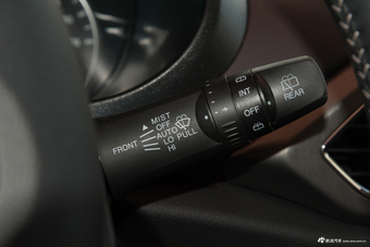 2018款风光S560 1.8L CVT智联型5座