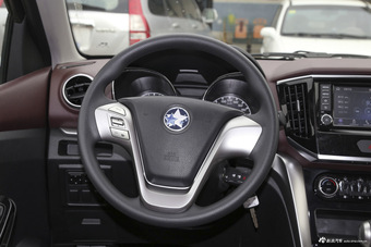 2016款启辰T70X 2.0L自动睿趣运动版