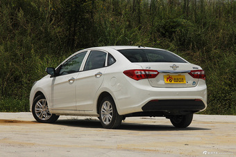 2016款海马M3 1.5L手动舒适型天窗版