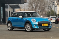 2016款MINI 1.5T自动 COOPER先锋派 五门版