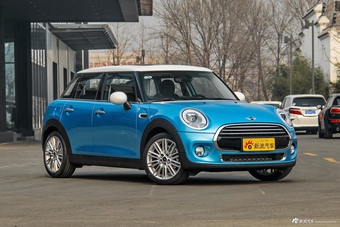 2016款MINI 1.5T自动 COOPER先锋派 五门版