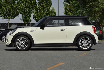 2016款MINI 2.0T自动 COOPER S