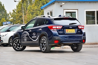 2018款斯巴鲁XV 2.0L自动全驱尊贵版EyeSight