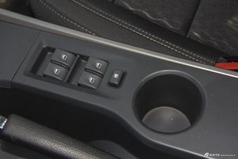 2015款海马S5 1.6L手动舒适型