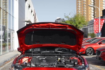 2018款阿特兹2.5L自动蓝天至尊版