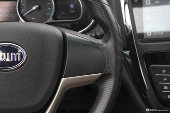 2018款斯威X3 1.5L手动风尚型