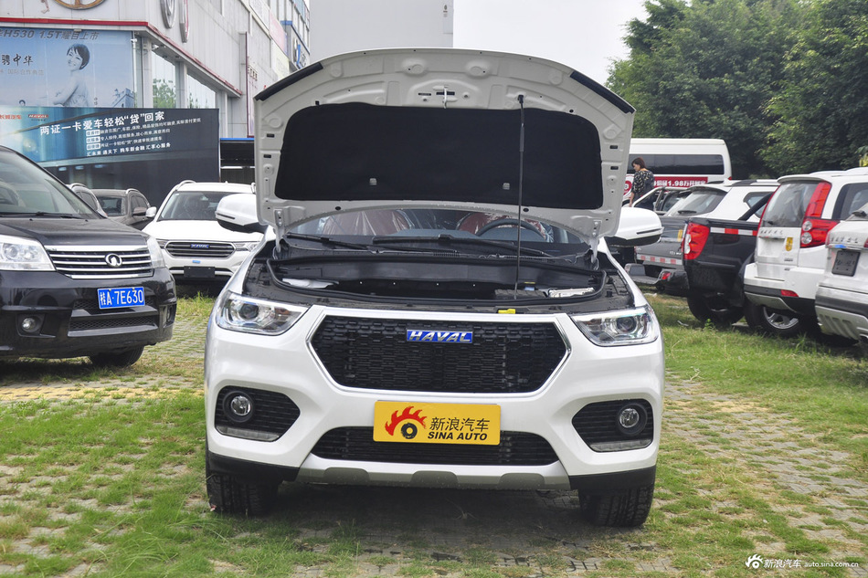 2017款哈弗H2 1.5T手动两驱豪华型蓝标