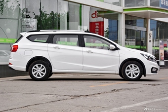 2017款宝骏310Wagon 1.5L手动时尚型