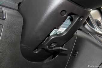 2017款宝骏560律动版1.8L iAMT尊享型