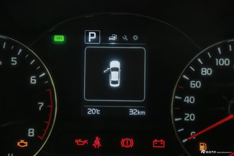 2016款起亚K3 1.4T自动GLS