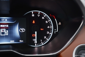 2018款东南DX7 1.5T手动凯旋版