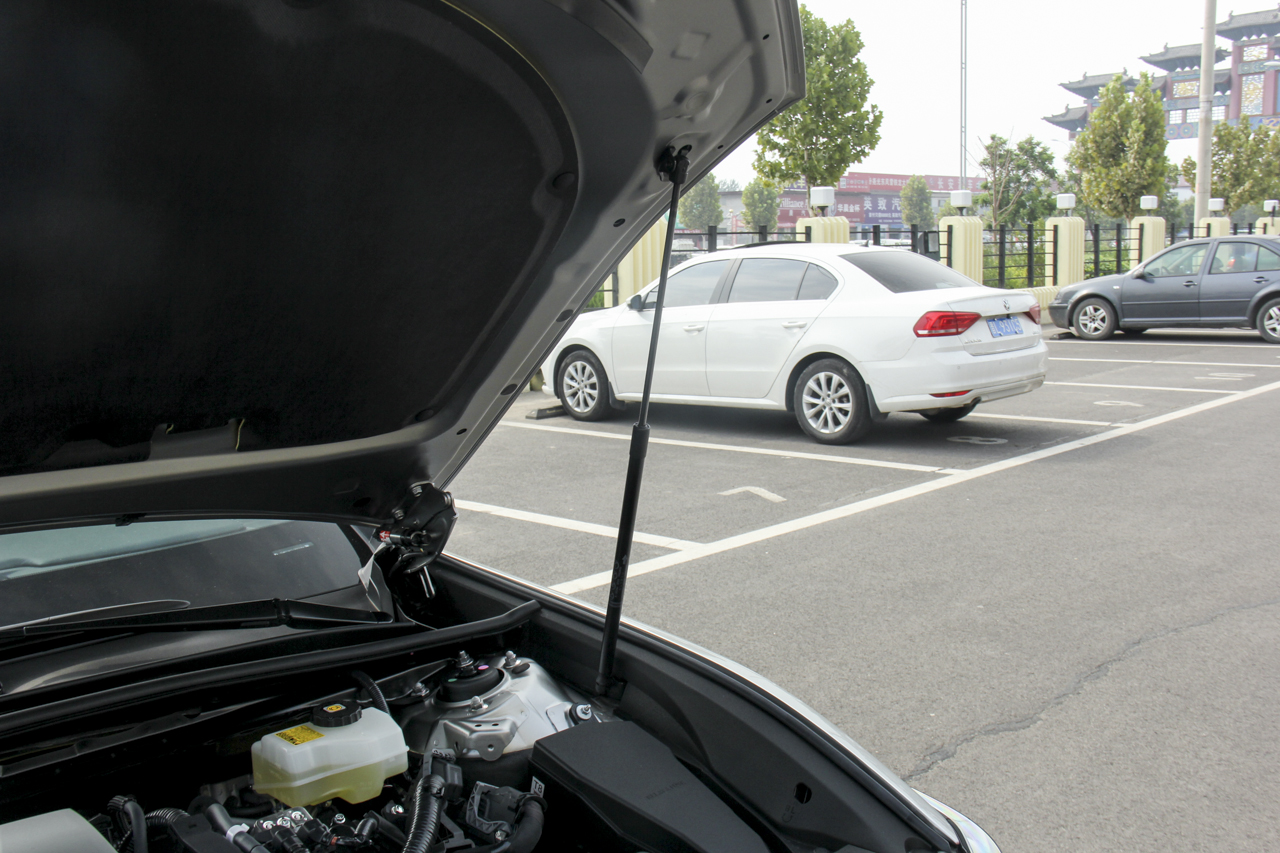 2018款雷克萨斯ES 2.5L自动300h卓越版