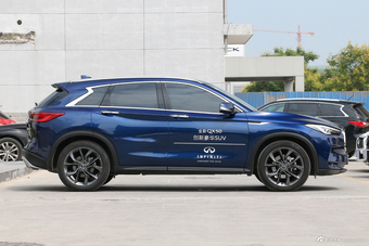 2018款英菲尼迪QX50 2.0T自动四驱豪华版