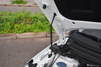 2017款中华V3 1.5T自动旗舰型