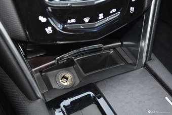 2018款XTS 2.0T自动28T豪华型