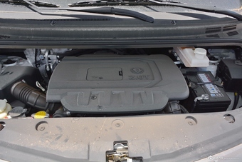 2018款风行CM7经典版2.0T手动尊享型