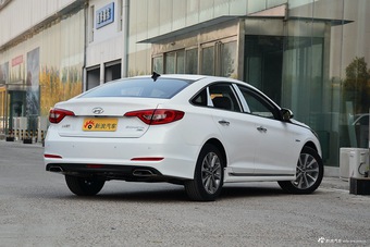 2017款现代索纳塔九1.6T自动GLS智能型