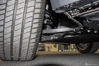 2017款奥迪A4 allroad 2.0T自动 45TFSI quattro运动型