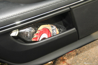 2015款捷豹XJL 3.0L自动SC两驱尊享商务版