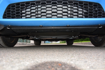 2017款宝马M4自动敞篷轿跑车