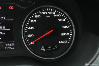 2017款瑞风M4 1.9T手动舒适型柴油