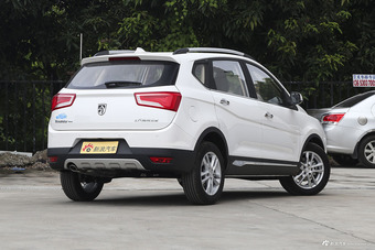 2016款 宝骏560 1.5T手动精英型