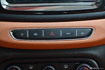 2016款瑞虎7 1.5T自动耀领版