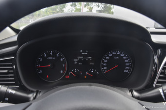 2017款凯绅1.6T自动GLS