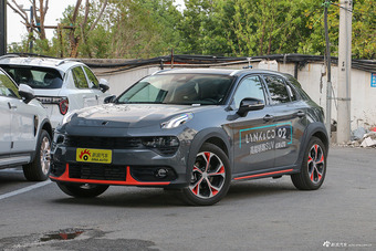 2018款领克02 1.5T自动两驱耀Pro版