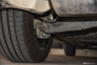 2016款奔驰GLC300 2.0T自动4MATIC动感型 宝石蓝