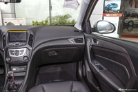 2016款艾瑞泽5 1.5L手动领锐版 秀色金