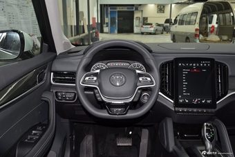 2018款中华V7 1.6T自动尊贵型5座280T