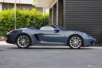 2016款保时捷718 Boxster 2.0T自动
