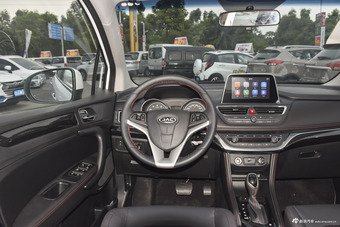 2018款瑞风S3定制版1.6L CVT豪华智能型