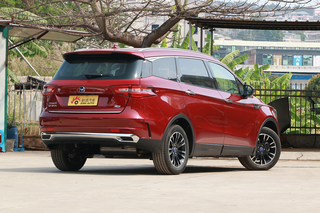 2018款君马S70 1.5T手动舒适型