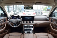 2016款奔驰E级2.0T自动E200L