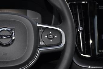 2018款沃尔沃XC60 2.0T自动T4智逸版