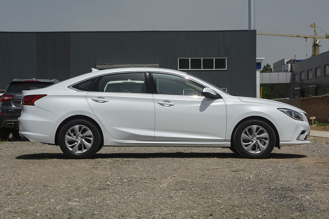 2018款睿骋CC1.5T手动典雅型