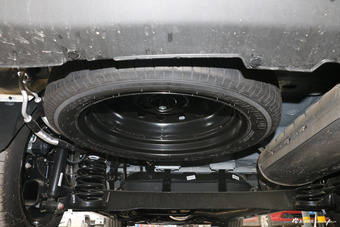 2018款比亚迪宋MAX 1.5T自动智联尊享型6座