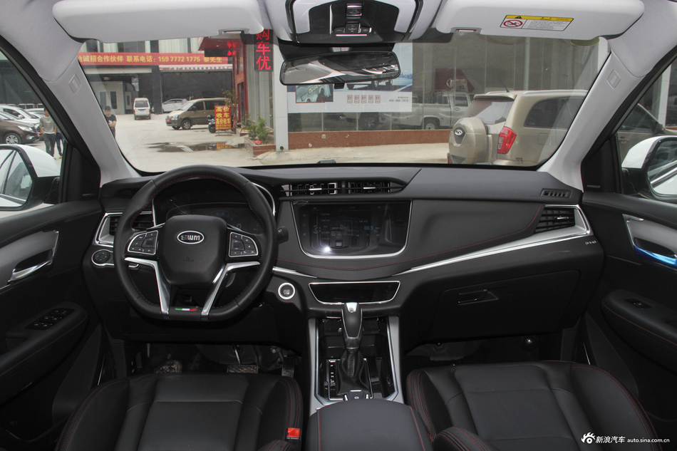 2018款SWM斯威G01 1.5T自动-傲up