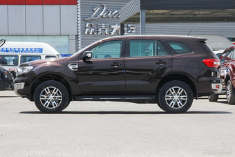 2016款撼路者2.0T自动四驱豪华版汽油 