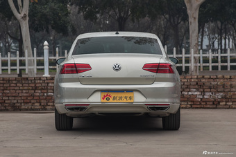 2017款迈腾2.0T自动380TSI DSG旗舰型