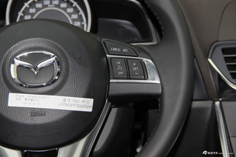 2016款马自达CX-4 2.0L自动两驱蓝天品位版